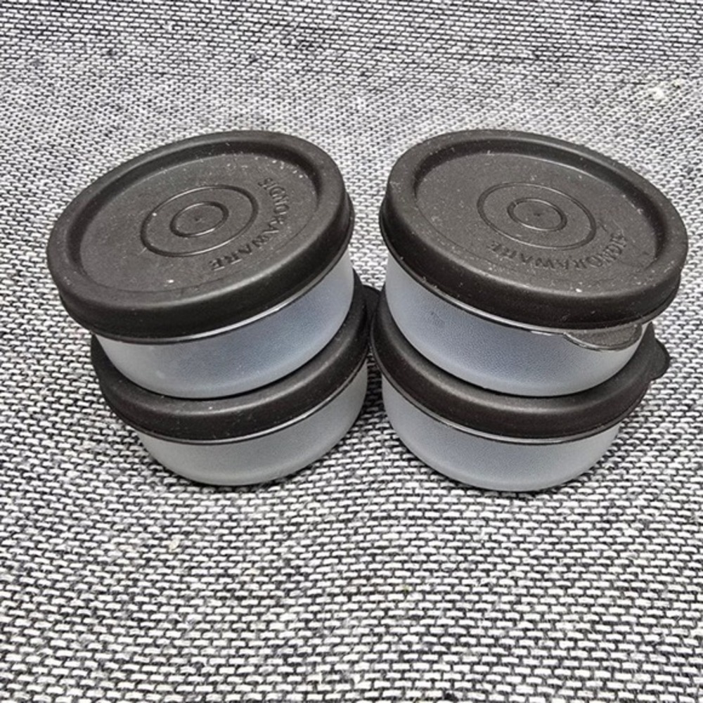 Signoraware Food Storage Containers Small Round 4pc Set Black Clear 80ml‎